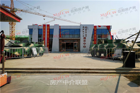 密州华都富林南区3室2厅1卫105万130m2出售